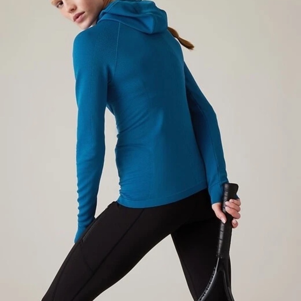 Athleta Blue Women's Sweatshirt - Picture 3 of 6